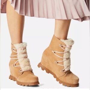 Women's Tan Wedge SOREL Boots with Fur Lining
